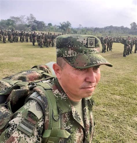 Brigadier General Juvenal Díaz Mateus on Twitter Él es el sargento