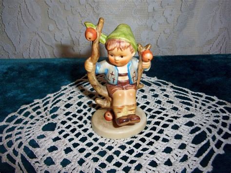 S Hummel Goebel Tmk Apple Tree Boy Porcelain Figurine