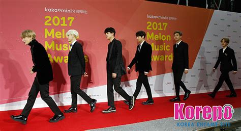 PHOTOソウル防弾少年団2017 MelOn MUSIC AWARD レッドカーペットに登場 K POP韓国エンタメニュー