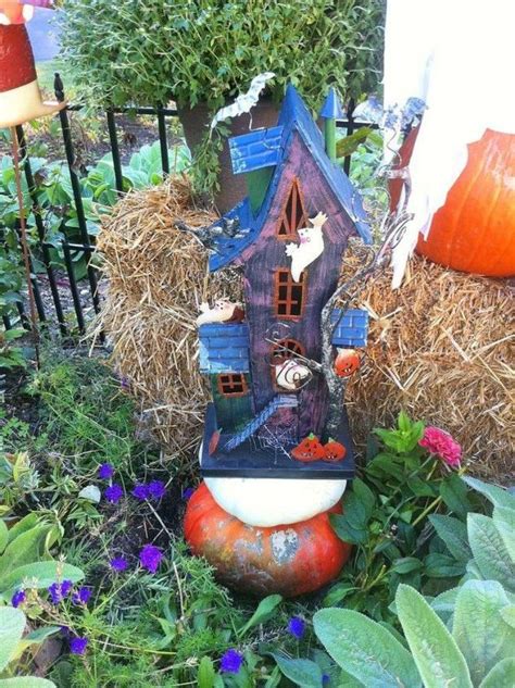 Make Your Neighbors Giggle With These 9 Halloween Fairy Garden Ideas | Hometalk