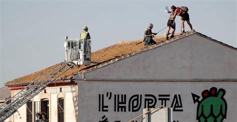 V 21 De Alboraia Cuatro Activistas Detenidos En El Derribo Del Forn De