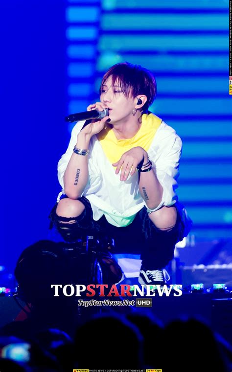 Hd포토 비스트beast 장현승 섹시한 눈빛으로 여심저격몽환적이야 K Pop 슈퍼콘서트 네이트 연예