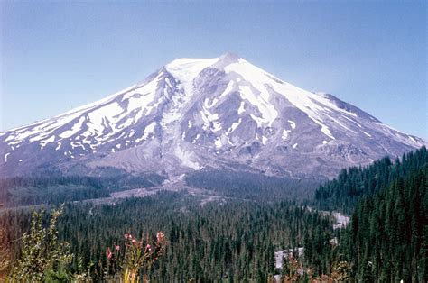 Lahars: Introduction | Mount St. Helens Science and Learning Center