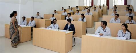 Master Of Business Administration Courses Mba Programmes Top Mba Colleges In Bangalore Cmrit