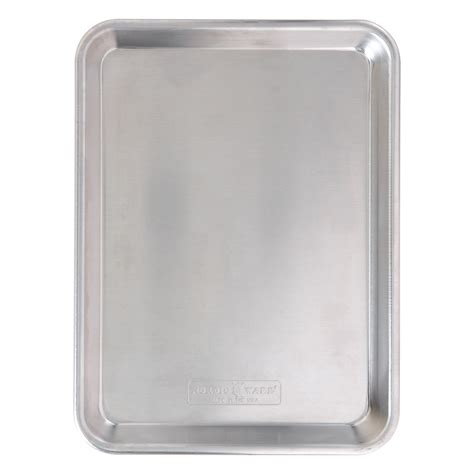 Nordic Ware Quarter Sheet Pan - Cornucopia Kitchen