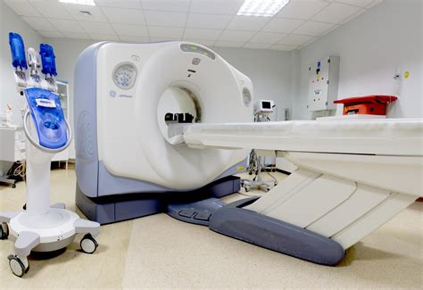 Rezonans Magnetyczny Tomografia Komputerowa Rm Mri Tk Pracownia