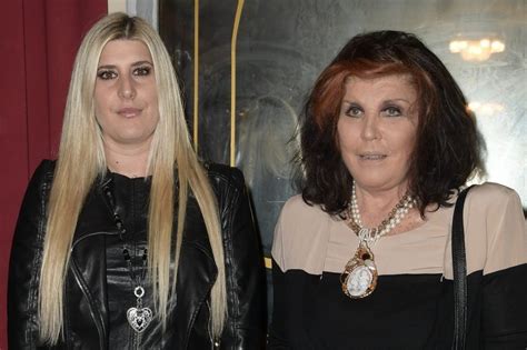 Patrizia De Blanck Ieri E Oggi Come Cambiata La Socialite Italiana