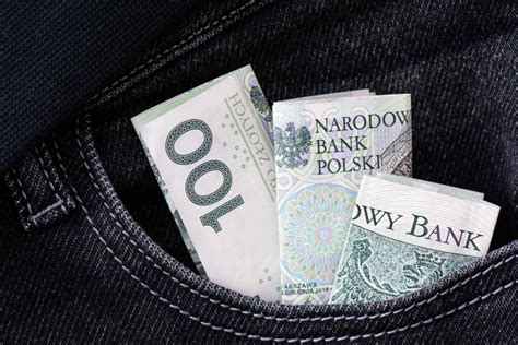 Ile wynosi rodzinne na dziecko w 2024 Wysokość zasiłku zależy od wieku