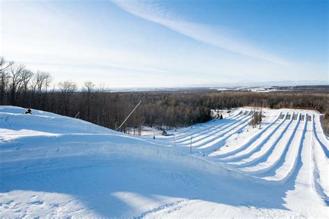 Snow Tubing Near Philadelphia This Winter - Guide to Philly