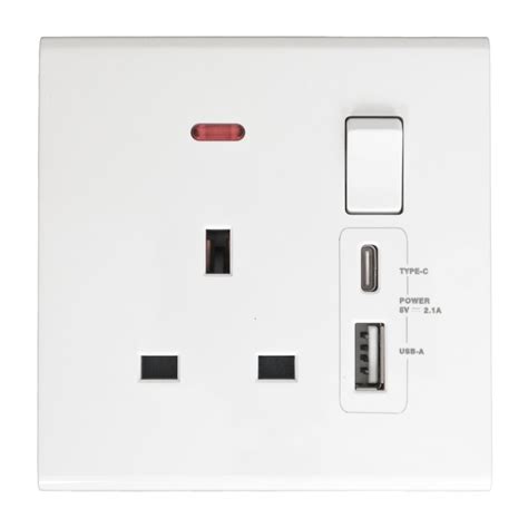 Apw407 13a 1 Gang Switch Socket With Aandc Port Premier Plus White Admore