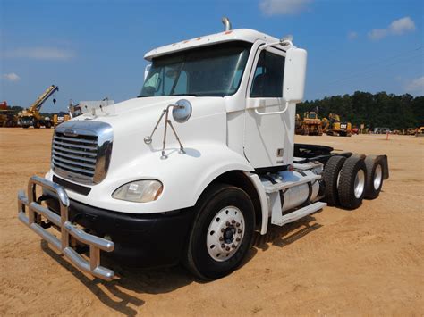 2007 Freightliner Columbia Day Cab Truck Jm Wood Auction Company Inc