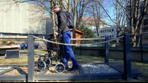 Un Paciente Tetrapl Jico Vuelve A Caminar Gracias A Un Puente Digital