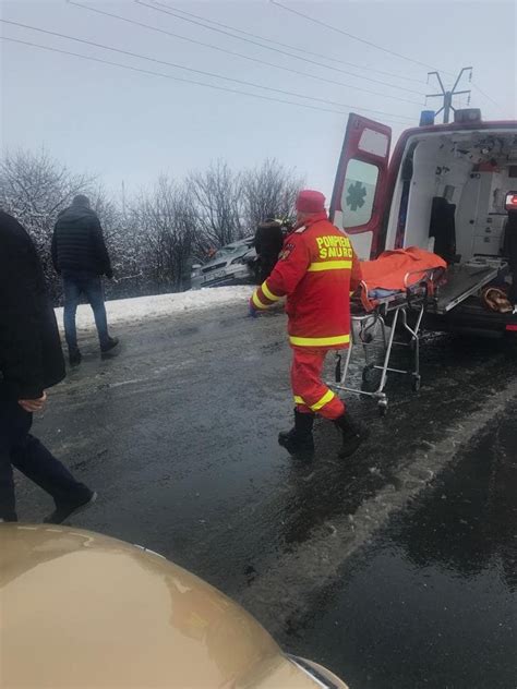 Victima încarcerată în accidentul de pe drumul dintre Arad și Curtici a