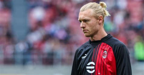 Simon Kjaer In Menajerinden Fenerbah E Itiraf Geri Getirme Hayalleri