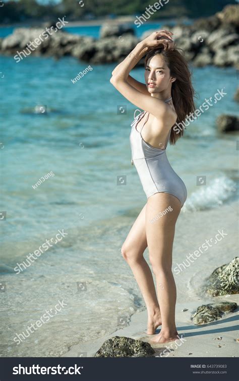 Sexy Asian Woman Bikini One Piece库存照片643739083 Shutterstock