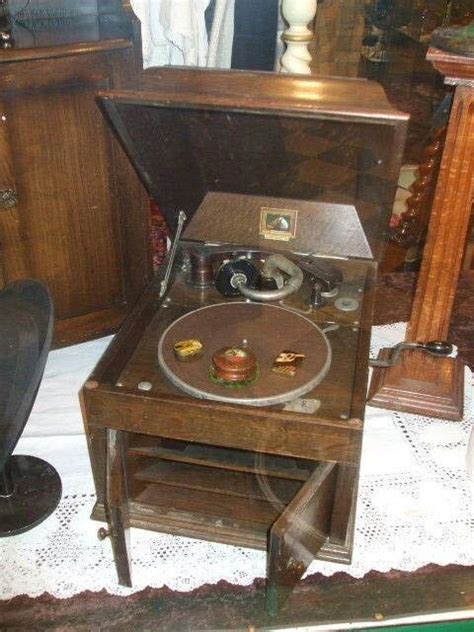 1930s Hmv Gramophone From Memories Antiques And Vintage Gramophone
