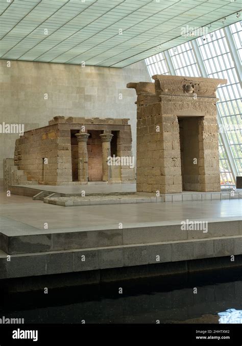 Il Tempio Di Dendur Completato Dal A C I Templi Egizi Del Periodo