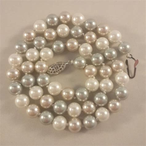 Jewelry South Sea Shell Pearl Necklace White Silver Gray 18k White