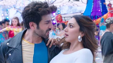 Bhool Bhulaiyaa 2 Song De Taali Kiara Advani Matches Up With Kartik