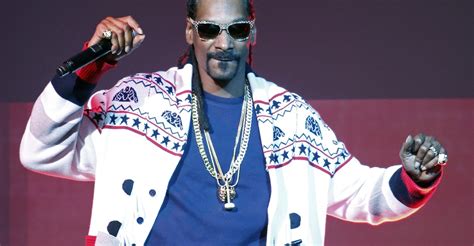 Review: Snoop Dogg's 'Bush', Produced by Pharrell, Is Fun but ...