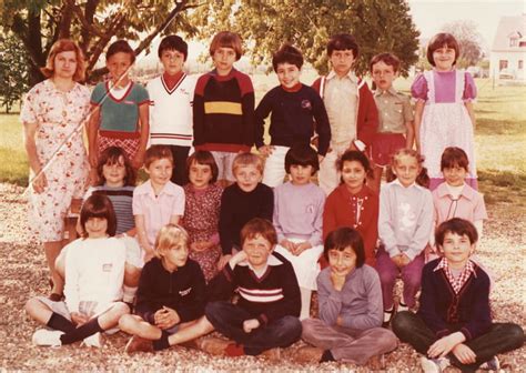 Photo De Classe Cm De Ecole Ir Ne Et Fr D Ric Joliot Curie Le