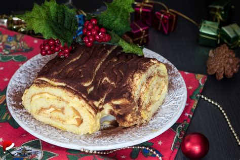 TRONCHETTO DI NATALE Ricetta Con Crema Mascarpone Tronchetto Dolce