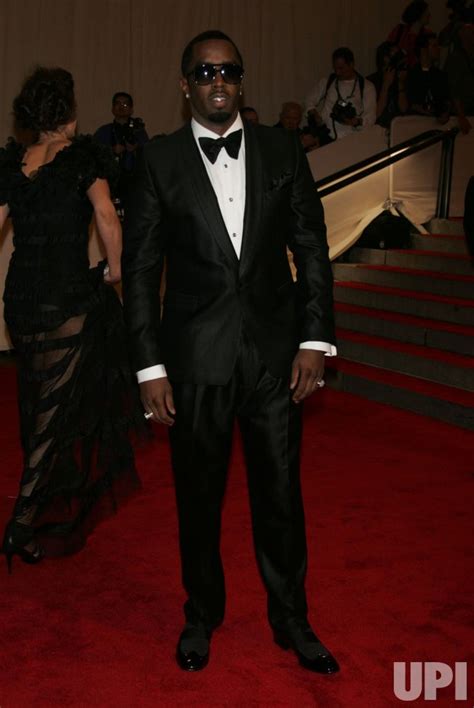 Photo P Diddy Arrives For The Metropolitan Museum Of Arts Costume