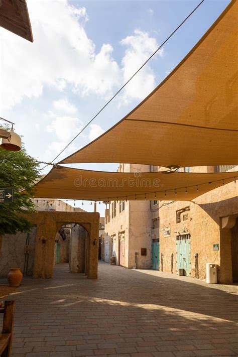Old Town In Dubai Grand Souk Bur Dubai Beautiful Authentic Tourist