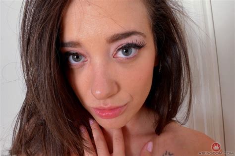 Brunette Model Gia Paige Spreading Her Pink Pussy Photos