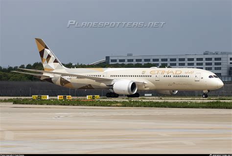 A Bln Etihad Airways Boeing Dreamliner Photo By Fang Xiaoyu Id