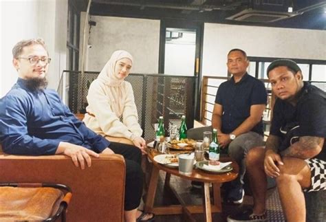 Virgoun Ditangkap Terkait Narkoba Begini Reaksi Inara Rusli