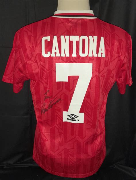 MANCHESTER UNITED ERIC CANTONA AUTOGRAPHED SHIRT Manchester United Eric