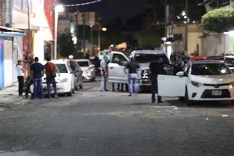 Balacera en el Fraccionamiento Laureles 1 Deja un Policía Muerto y