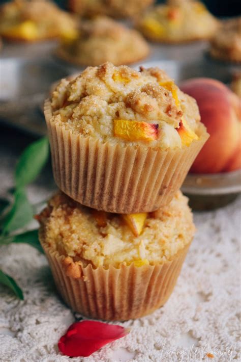 Easy Peach Muffins Recipe With Brown Sugar Topping Living The Gourmet