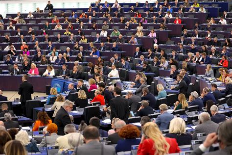 Parlamento Europeu D Luz Verde Final A Lei Que Regula A Intelig Ncia