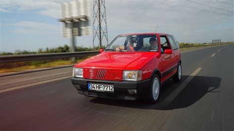 Fiat Uno Turbo i e Test Sürüşü 1985 yılının iddialı Hot hatch i YouTube