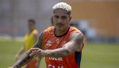 Paolo Guerrero Es Injusto Que Paolo Culmine Su Carrera En Medio De