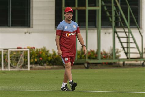 Provável Escalação Fluminense Terá Pelo Menos Uma Mudança Para