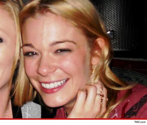 LeAnn Rimes Sues Dentist: You Screwed Up My Teeth!