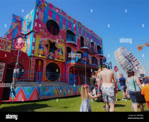 Travelling fun fair hi-res stock photography and images - Alamy