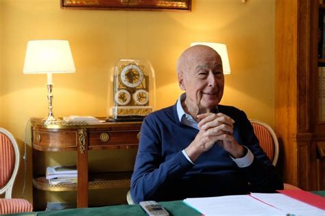 Mort De Val Ry Giscard D Estaing De La Lib Ration De Paris L Lys E