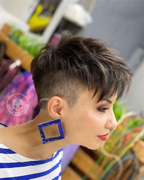 Types Of Choppy Pixie Cuts Women As Asking For This Year Choppy