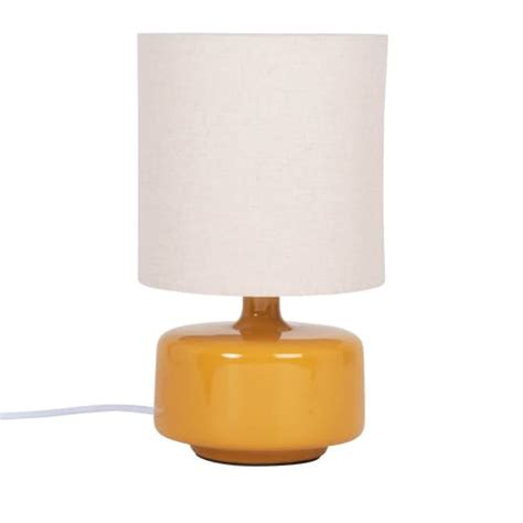 Lampe En C Ramique Blanche Et Abat Jour En Coton Beige Maisons Du