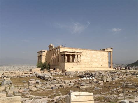 What Did the Greek Caryatids Carry? - Jean Raffa