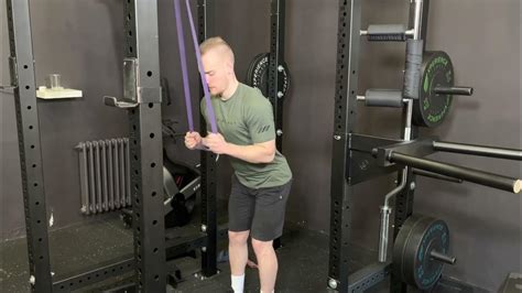 Banded Tricep Pushdown - YouTube