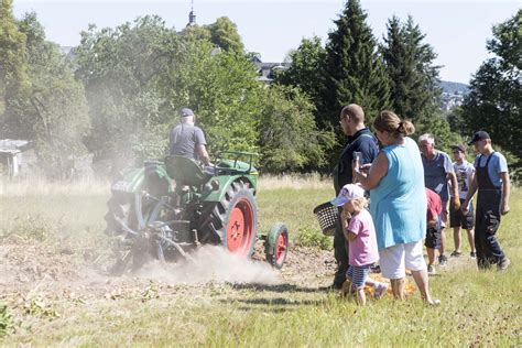 Aktivit Ten Willkommen Bei Den Traktorfreunden Kannenb Ckerland