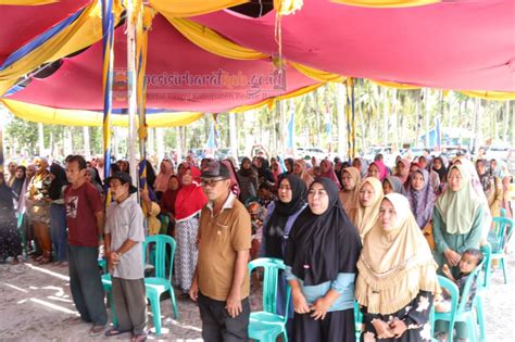 BUPATI AGUS ISTIQLAL BUKA OPERASI PASAR BERAS BERSUBSIDI DI TIGA