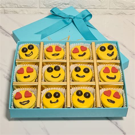 Online Assorted Box Of Emoji Inspired Yellow Chocolate Dipped Oreos