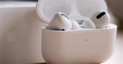 Airpods Pro Les écouteurs Stars à Réduction De Bruit Sont En énorme