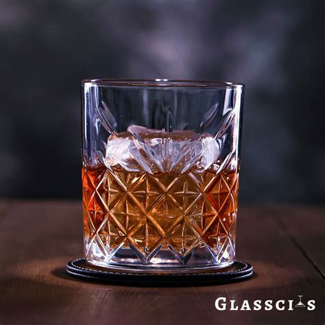 Crystal Scotch Glasses - Step into the 1920s with Style | Glasscias